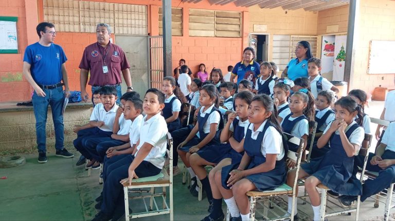 CONTRALORÍA MUNICIPAL DE MARACAIBO IMPULSA LA CULTURA DEMOCRÁTICA CON ELECCIÓN DEL «NIÑO CONTRALOR» EN LA PARROQUIA VENANCIO PULGAR